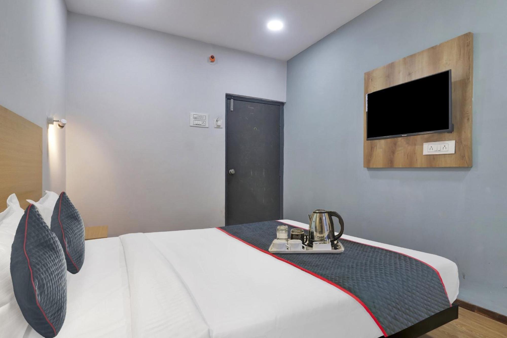 Townhouse S Continental 호텔 하이데라바드 외부 사진