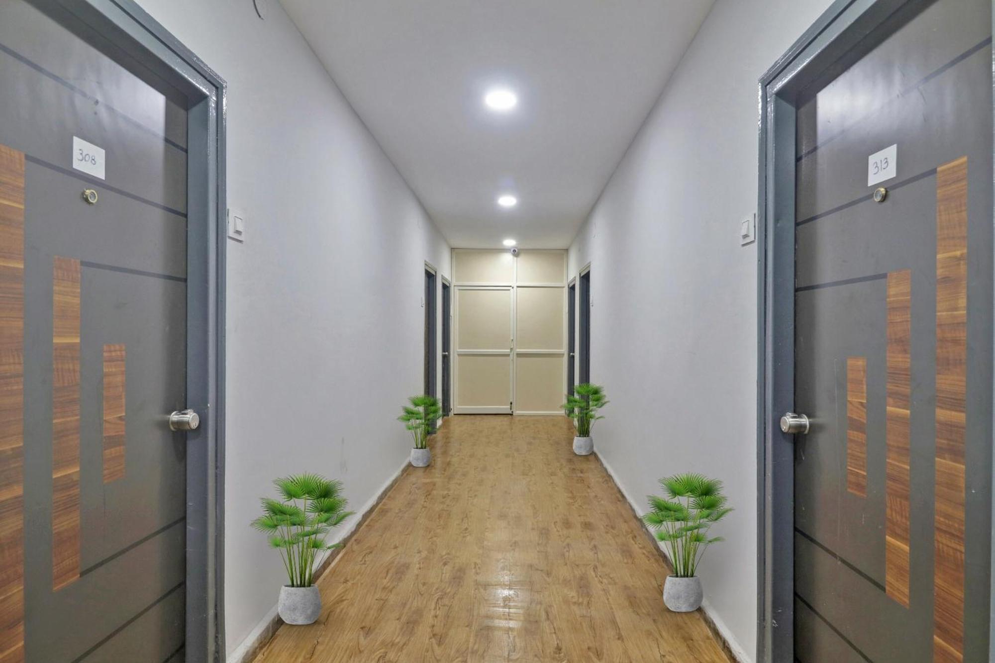 Townhouse S Continental 호텔 하이데라바드 외부 사진